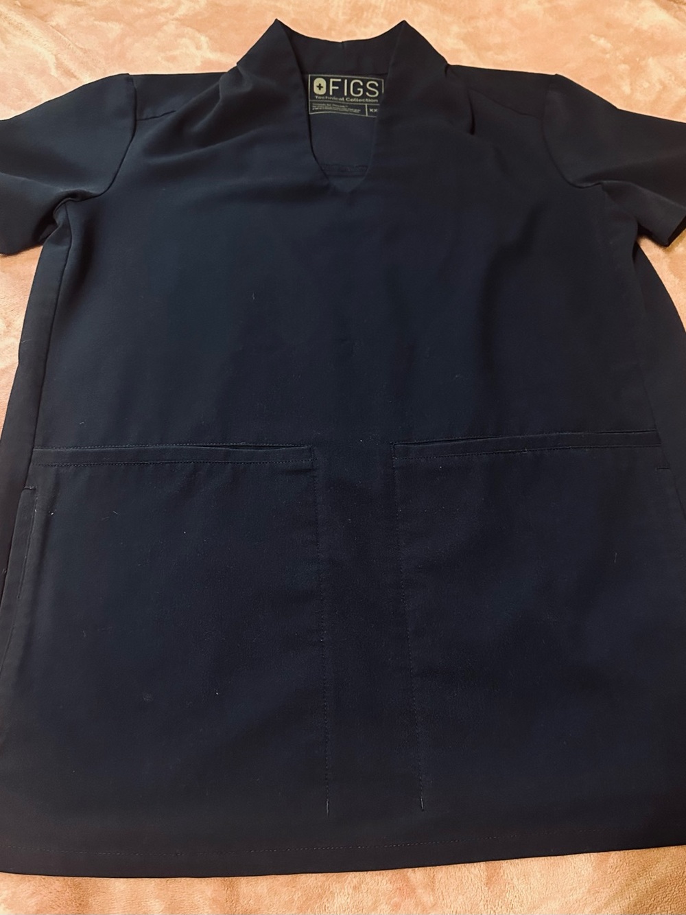 FIGS women's Navy Inala V-Neck Scrub Top